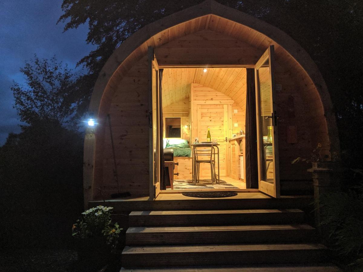 Glentruim Homestay B&B And Glamping Pods Newtonmore Bagian luar foto