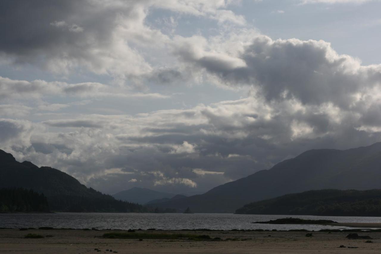 Glentruim Homestay B&B And Glamping Pods Newtonmore Bagian luar foto