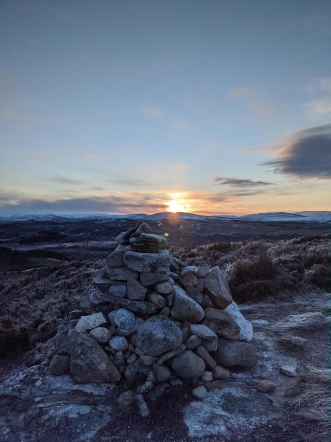Glentruim Homestay B&B And Glamping Pods Newtonmore Bagian luar foto