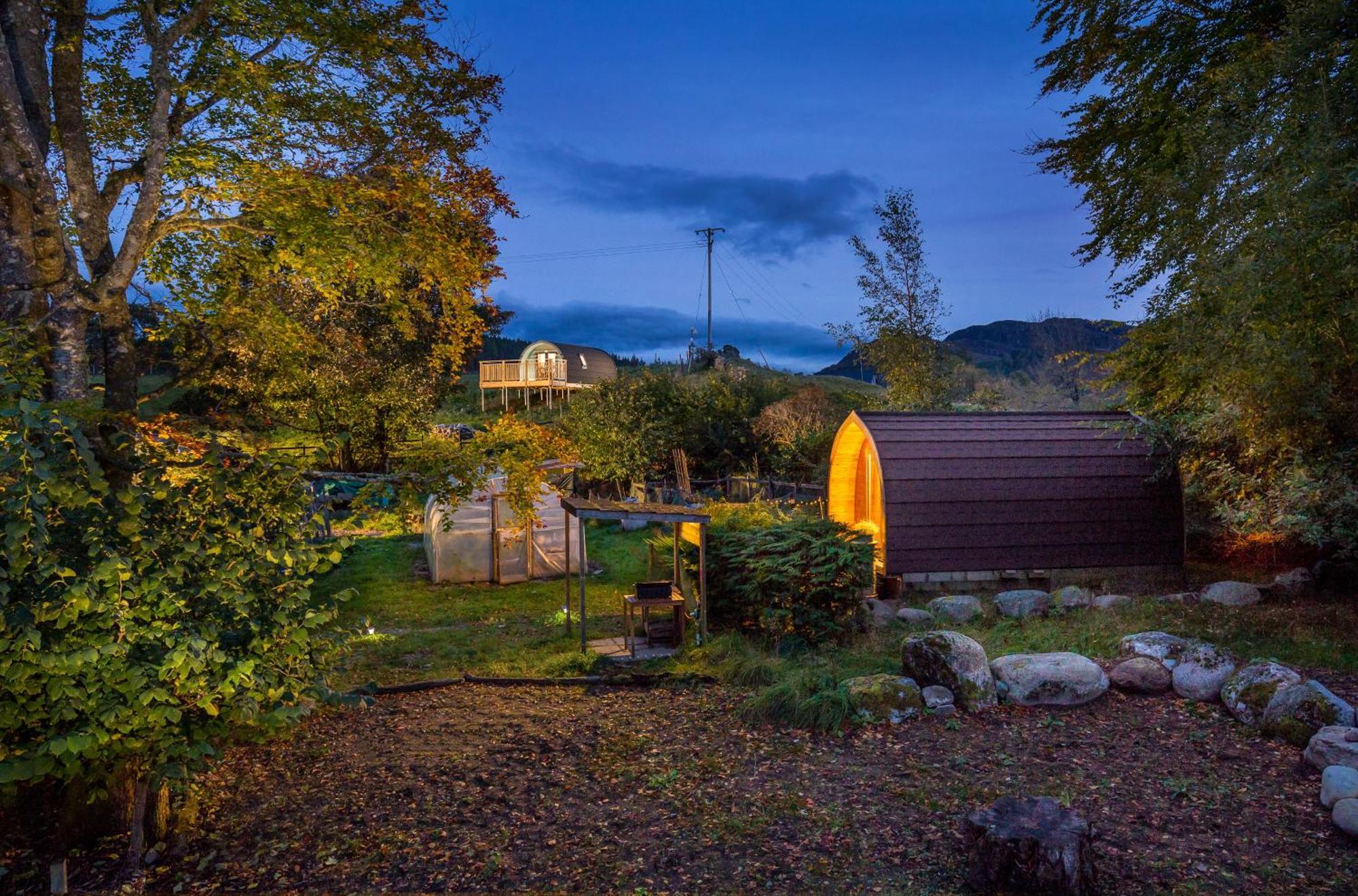 Glentruim Homestay B&B And Glamping Pods Newtonmore Bagian luar foto
